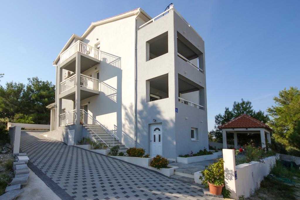 Villa Sena Ražanj المظهر الخارجي الصورة